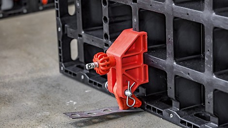 PERI Lochbandspanner Platzsparende Ankerung im Graben