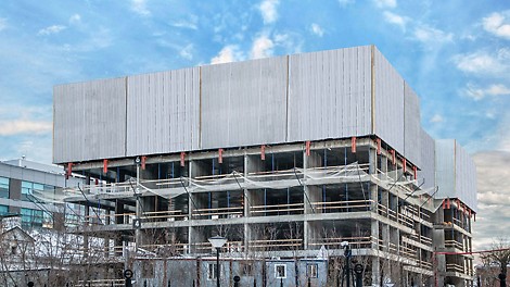 Всего 4 панели шириной 8,8 метров достаточно чтобы закрыть сторону длинной 35,5 метров.