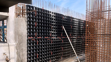 DUO - the universal lightweight formwork for walls, columns and slabs