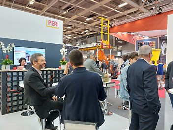 PERI France sur Batimat 2022 : après 3 ans d’absence en raison des conditions sanitaires, Batimat signait son grand retour à la Porte de Versailles en octobre dernier. (Photo : PERI France)<br/>