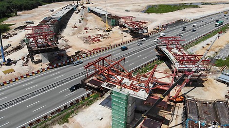 PERI Form Traveler - Balanced Cantilever Solution