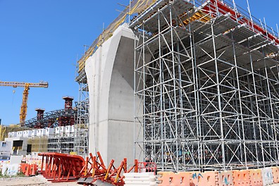 As part of the Three-Runway System (3RS) project, the existing Terminal 2 (T2) at Hong Kong International Airport (HKIA) will be expanded to provide full-fledged terminal services