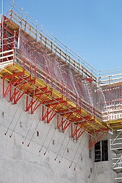 CaixaForum, Zaragoza, Spain PERI CB 240 framework brackets are connected with TRIO panel formwork to form large-sized climbing formwork units.
