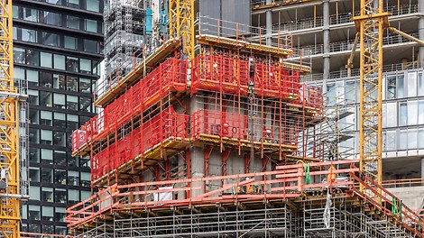 Mit dem Einsatz des RCS MAX Schienenklettersystems bei Turm T2 wurde ein besonderes Maß an Effizienz und Sicherheit ermöglicht.