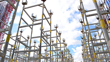 Installation of ST 100 Stacking Tower for slab and back prop