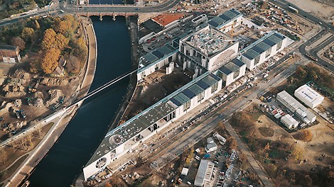 Federal Chancellery Berlin - A bird´s eye view of the new government headquarters on the River Spree in Berlin.