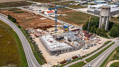 Die Eichstätter Firmengruppe Martin Meier ist seit über 120 Jahren im Baugeschäft tätig und errichtet eine neue Firmenzentrale mit Schalungslösungen von PERI.