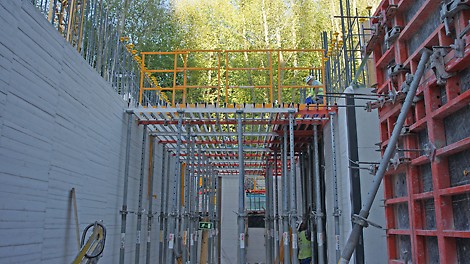 Colecciones Reales - GRIDFLEX permite adaptarse a cualquier geometría con un consumo mínimo de madera de remate.