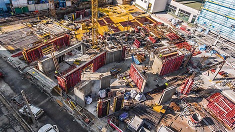 Na stavbu bolo dodaných spolu viac ako 380 t systémov TRIO, DOMINO, MULTIFLEX, vrátane systémov QUATTRO a TRS použitých pri debnení stĺpov