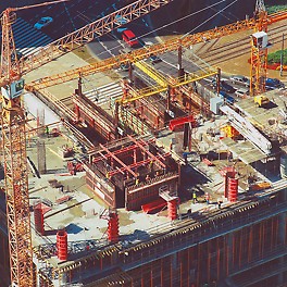 The PERI circular column formwork allowed very fast concreting times for a fresh concrete pressure of up to 150 kN/m² as well as resulting in a superb concrete finish.
