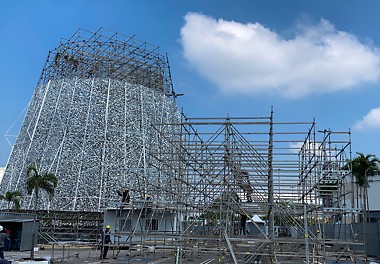 A utilização do sistema modular de andaimes PERI UP ajudou a viabilizar o projeto completo com cronograma agressivo, mantendo os requisitos de segurança e funcionalidade.