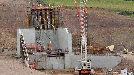 For the Drakelands Mine, the VARIO was designed and built for very high pressure which allowed the concrete to have a higher pour rate