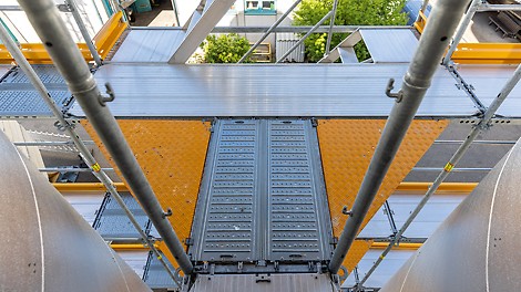 Vorgelagerter Treppenzugang Vorgelagerter Treppenzugang
