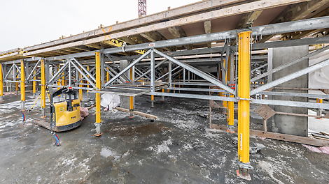 A total of 30,000 sq. ft. of SKYTABLE was utilized to efficiently complete the ten-storey project.