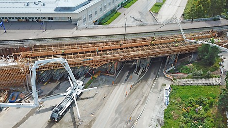Tainionkosken ratasilta, Imatra Ratasillan valu käynnissä kesällä 2020.