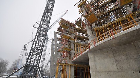 スタジアムの外側から撮影