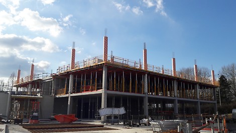 Tables Variodeck, Gridflex, podium d’ascenseur et tours cadres étais dans la réalisation d’un immeuble de bureaux à Villeneuve d’Ascq (59)