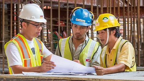 Our supervisors ensure that the PERI solutions are efficiently used on the construction site.<br/>