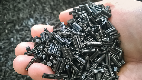 Im Sinne einer nachhaltigen Kreislaufwirtschaft bestehen die DUO Paneele aus Verbundwerkstoffen auf Polymerbasis. Das bedeutet, dass DUO Paneele zu 100 % recycelbar sind – eine abfallfreie Fertigung und reduzierte Emissionen. Die Verwendung von Technopolymeren für Schalungen ist auch aufgrund der langen Lebensdauer des Materials im Vergleich zu Holzlösungen vorteilhaft.