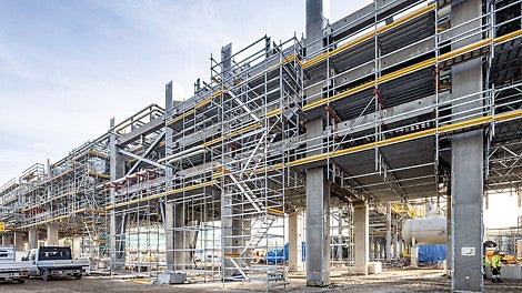 Thanks to detailed 3D planning and strictly controlled logistics, material replenishment and assembly processes were seamlessly coordinated throughout the entire project.