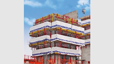 Produkt | RCS Schienenklettersystem <p>Das wahlweise mit und ohne mobile Hydrauliktechnik lieferbare System l&auml;sst sich perfekt an baustellenspezifische Anforderungen anpassen.</p><br/>