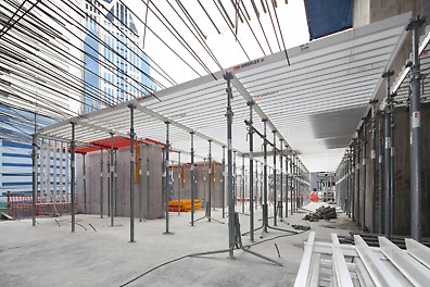 New Luxurious condominium at Nana BTS Station 