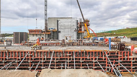 Budowa zakładu termicznego przekształcania odpadów komunalnych.