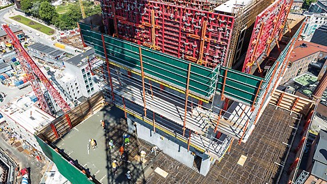 In combination with proven PERI systems such as the MAXIMO System Formwork, the customer received a complete solution from one source.
