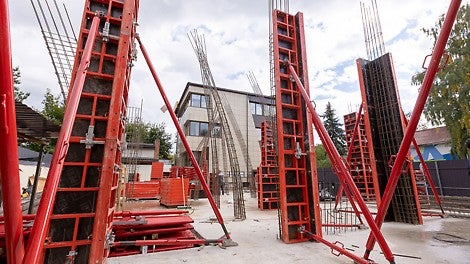 Система SOLO является оптимальным решением для возведения малогабаритных элементов без применения крана