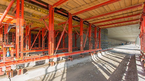 Galerieschalwagen mit Notunterstellung Galerieschalwagen mit Notunterstellung