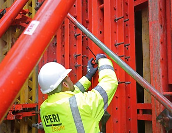 The PERI InSite Pressure Sensor in operation with formwork