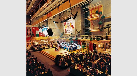 &lt;p&gt;PERI has 13 branch offices in Germany, 22 subsidiaries and supports more than 4,000 customers around the world. The product portfolio includes more than 2,000 products. In Weissenhorn, the new exhibition hall for product demonstrations is finished.&lt;/p&gt;<br/>