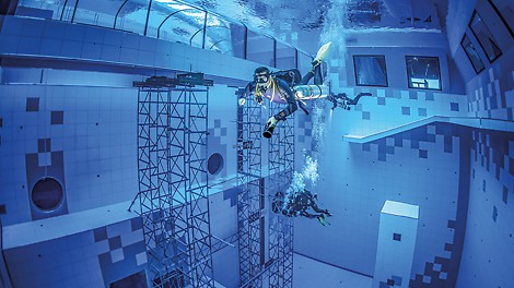 Numerous PERI systems were used during the construction of what is currently the deepest diving pool in the world with a depth of up to 45.50 metres. (Photo: Irena Stangierska)