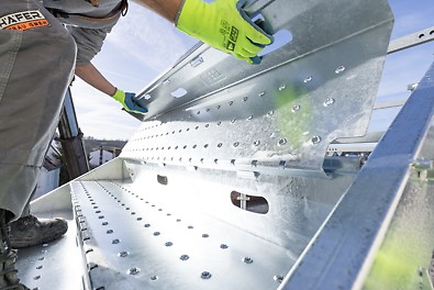 PERI UP Public Stair lets you achieve more with less. With minimal additional components and screws to assemble, installation time is faster, and costs for special components are reduced.