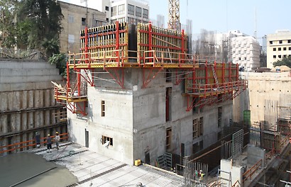 תבניות ליציקת קירות בגרעין מסוג ואריו