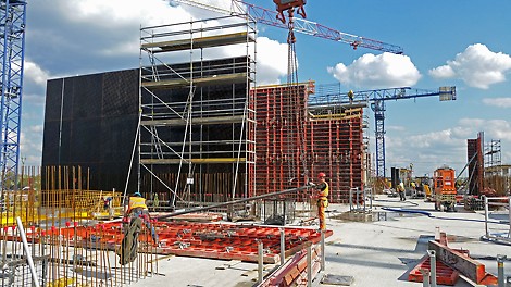 Bezpieczne i wydajne prowadzenie prac to jeden z podstawowych wymogów budowy Galerii Północnej w Warszawie