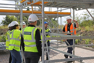 PERI held its first CPD (continuing professional development) event earlier this month to give engineers from Richter and 48.3 Scaffolding Design Limited an insight into its scaffolding range and innovative and sustainable applications. Among the attendees were graduate engineers who had recently joined the construction industry from university. 