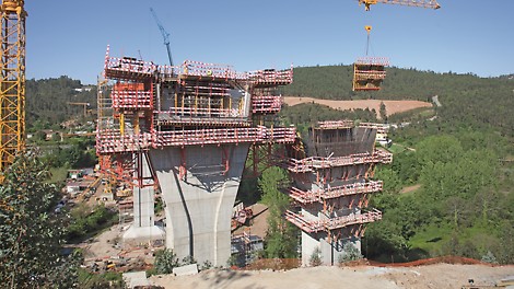 Ponte sobre o Rio Uima - Plataformas principais das aduelas zero