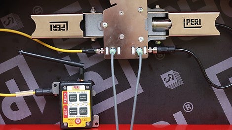 With PERI InSite Construction (ISC), PERI is presenting a sensor portfolio that optimally supplements common formwork systems. The sensor technology comes into play exactly where highly qualified workers and many years of concreting experience are in short supply. It provides support in making informed decisions about the concreting process. 