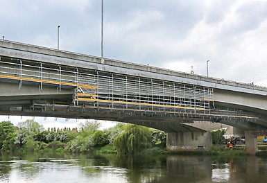 The A52 Clifton Bridge, a major National Highways upgrade project in Nottingham, is a complex structure, which required repairs inside and underneath the bridge to strengthen the concrete. 