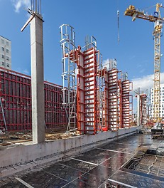 PERI MAXIMO Rahmen- und QUATTRO Säulenschalung im Einsatz auf der Baustelle MK 4 „Friends“, Stadtquartier am Hirschgarten, München