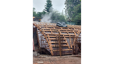 Muros de doble curvatura