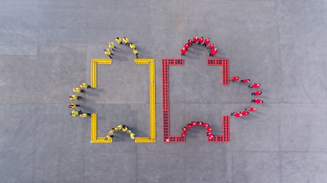 PERI Selbstverständnis <p>Das Selbstverst&auml;ndnis von PERI ist &uuml;ber die Jahre gewachsen und dr&uuml;ckt sich in neuen Worten in einem aktualisierten Leitbild aus. Es tr&auml;gt dazu bei, dass Vision, Mission, Werte und Erfolgsfaktoren auch bei einem rasanten Wachstum weiterhin aus &Uuml;berzeugung verfolgt und gelebt werden.</p><br/>