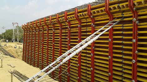 Agra Lucknow Expressway