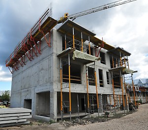 MULTIPROP troņi ir ideāli piemēroti dažādu formu, izmēru saliekamo balkonu balstīšanai