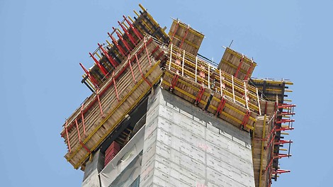 The customized climbing formwork solution combined three different ACS self-climbing versions with VARIO Girder Wall Formwork and TRIO Panel Formwork.