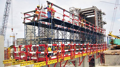The system provided a safe climbing formwork solution on site