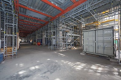 Freie Fahrt dank des Superbaukastens. Überbrückungen lassen sich in der Kombination aus PERI UP und VARIOKIT dank der mietbaren Kernbauteile auch bei Großprojekten wirtschaftlich ausführen. 