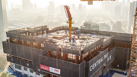 Clever features, like the well-thought-out formwork suspension, optimise the efficient use of PERI Formwork.