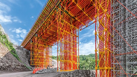 ALPHAKIT 支撑桁架可应用于承受桥梁和建筑施工中预制混凝土构件或现浇混凝土产生的荷载。<br/>